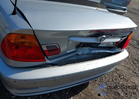 2001 BMW 325Ci from USA, damaged, VIN WBABS33471JY54074